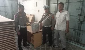 Personil Polsek Kualuh Hulu Laksanakan Patroli Dialogis di KPUD Labura FB IMG 1729142614921