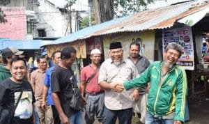 Calon Bupati Langkat Iskandar Sugito Blusukan ke Pasar Baru Stabat IMG 20241018 WA0016