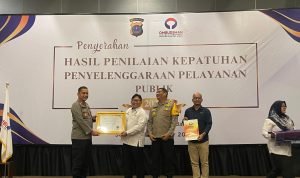 Polres Tapteng Terima Penghargaan dari Ombudsman RI IMG 20241217 WA0013