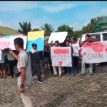 Ratusan Massa GERAM Desa Bekulap Lakukan Aksi Di Kantor Camat Selesai