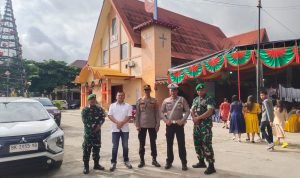 Personel Polres Labuhanbatu Amankan Ibadah Perayaan Natal Tahun 2024 IMG 20241225 WA0024