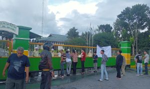 Aliansi Mahasiswa Labuhanbatu Raya Demo Pabrik PMKS ATM, Manager Bungkam