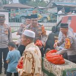 Polres Labusel Tingkatkan Kepedulian dengan Kegiatan Jumat Berkah Di Masjid Taqwa Langga Payung