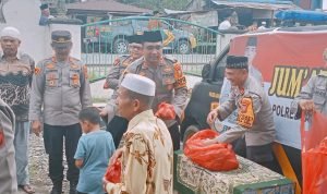 Polres Labusel Tingkatkan Kepedulian dengan Kegiatan Jumat Berkah Di Masjid Taqwa Langga Payung IMG 20250124 145414