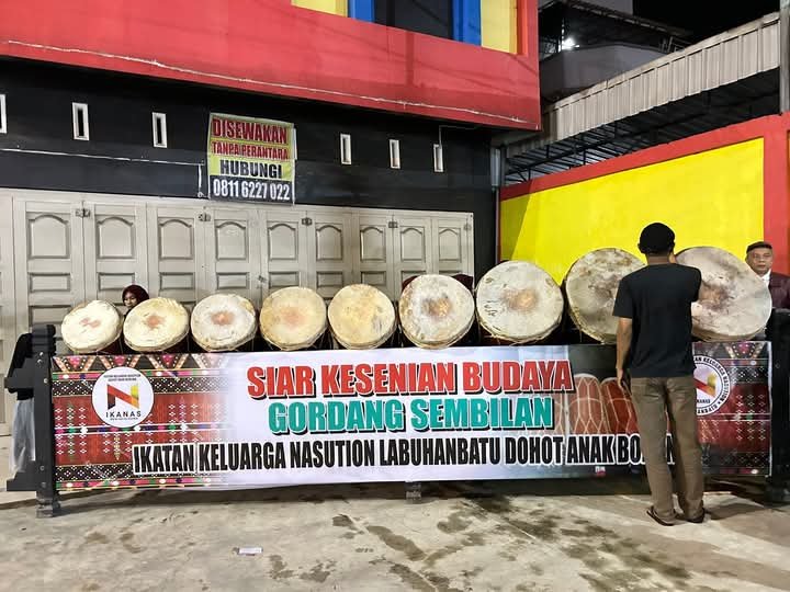 Lestarikan Budaya Mandailing, Ikanas Labuhanbatu Gelar Siar Kesenian Gordang Sambilan 1 FB IMG 1745079669115
