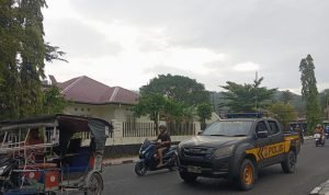 Terjunkan Polisi NYINYII Sat Samapta Polres Sibolga, Berikan Himbauan Kepada Pengguna Jalan IMG 20250428 WA0006