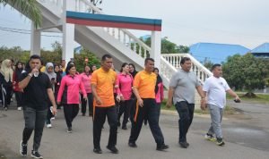 Kapolres Labuhanbatu Selatan Ajak Warga Hidup Sehat Lewat Olahraga Bersama IMG 20250607 WA0024