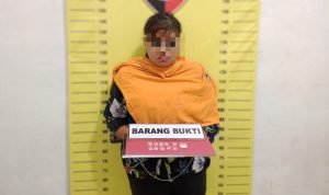 Bawa 11 Paket Sabu, Seorang Wanita Muda Ditangkap Polisi IMG 20250609 190827
