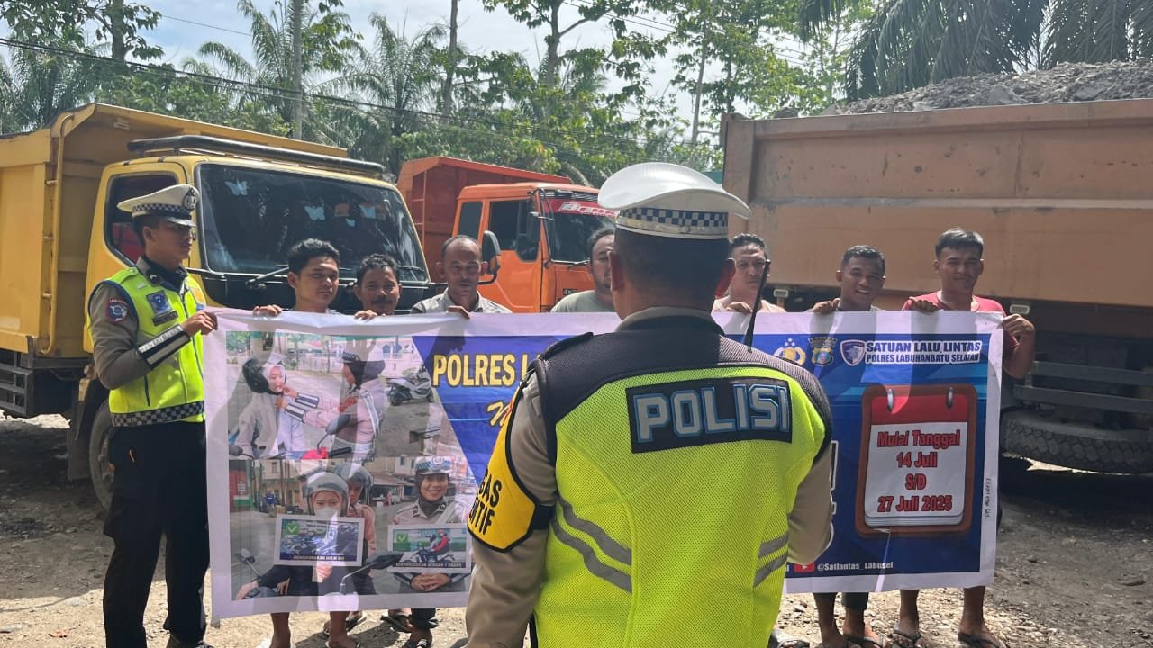Polres Labuhanbatu selatan Gelar Dikmas Lantas dalam Rangka Operasi Patuh Toba 2025 2 Polres Labuhanbatu selatan