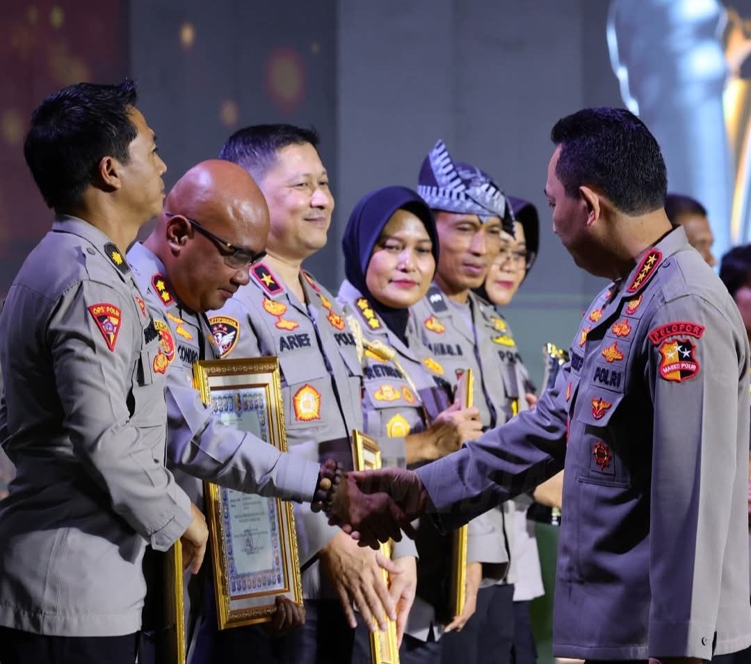 Kapolri Hadiri Hoegeng Awards 2025, Lima Polisi Teladan Raih Penghargaan atas Inovasi dan Dedikasi 1 IMG 20250718 100656
