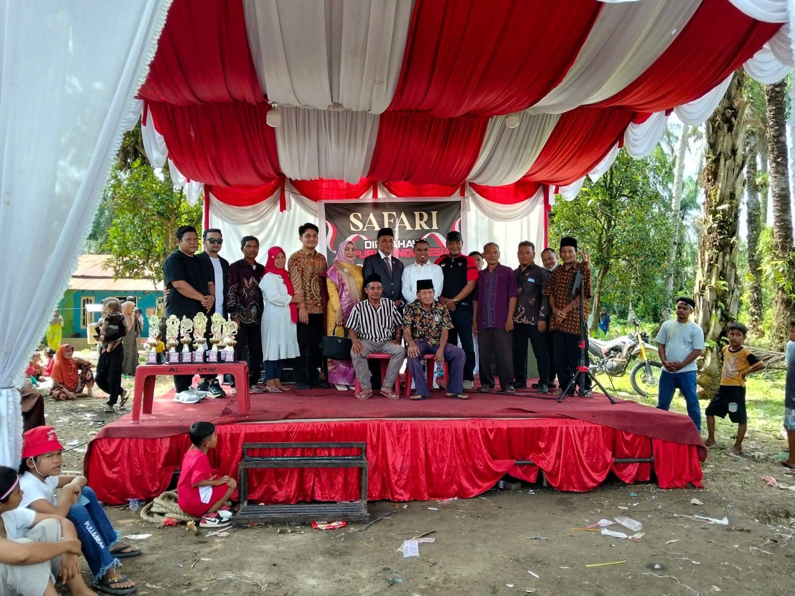 Anggota DPRD H.Mulatua Pasaribu Hadiri Pembukaan Pestival Dangdut Dan Tari Tor Tor Di Lingkungan Kampung Sawah III 2 Mulatua Pasaribu