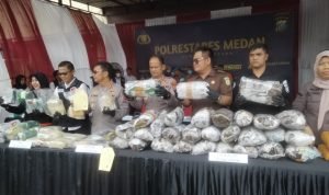 Polrestabes Medan Musnahkan Narkotika Jenis Sabu Sebanyak 29.731,65 gram, 19.800 butir Ekstasi dan 22.750 gram Ganja IMG 20250911 WA0018