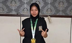 Atlit PSHT SMPN 1 Kuala Mendapat Juara Medali Emas Atlit Putri Terbaik Piala Bupati SH CUP 1 Tapanuli Tengah 2025 PSHT