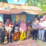 Kapolres dan Wakil Bupati Labusel Bedah Rumah, Bantu Warga Kurang Mampu di Kotapinang