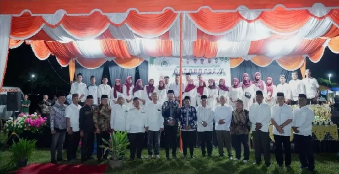 Bupati Fery Sahputra dan Syahdian Purba Siboro Hadiri Peringatan Maulid Nabi di Asam Jawa 1 Bupati
