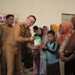 Bupati Labuhanbatu Selatan Serahkan Bantuan dan Buka Bimbingan Sosial untuk Disabilitas, Lansia, dan Masyarakat Rentan