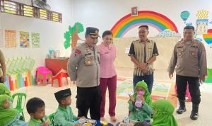 Langkah Nyata Polres Labuhanbatu Selatan Wujudkan Anak Sehat Dan Cerdas Lewat Program MBG IMG 20251029 WA0022