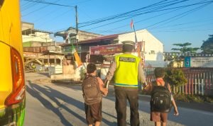 Sat Lantas Polres Labuhanbatu Jaga Titik Rawan Macet, Dorong Kamseltibcar Lantas di Jam Sibuk IMG 20251108 WA0005