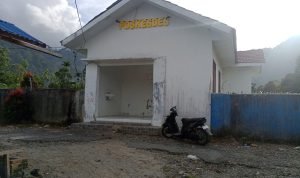 Poskesdes Dusun Pamah Simelir Telagah Tak Berpenghuni, Warga Pertanyakan Fungsi dan Anggaran IMG 20251109 WA0006
