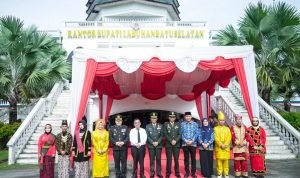 Kapolres Labuhanbatu Selatan Pimpin Upacara Hari Pahlawan,Wakil Bupati Syahdian Purba Siboro Hadir Mewakili Bupati IMG 20251110 WA0020
