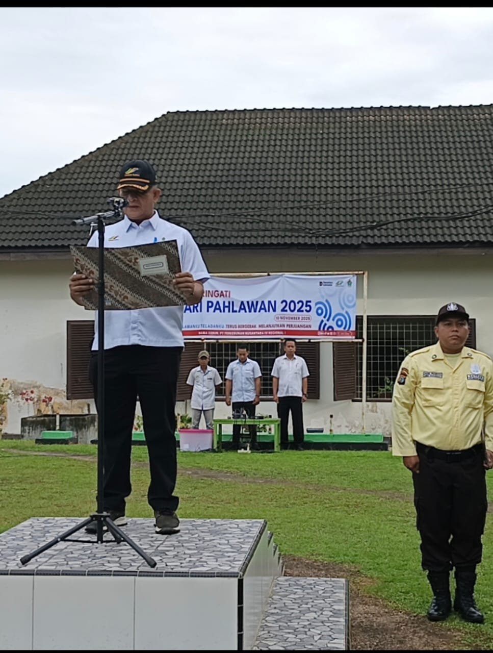 Semarak Hari Pahlawan 2025, Management Kebun Aek Nabara Selatan Gelar Upacara Penuh Makna 1 Hari Pahlawan