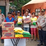Respon Cepat Polsek Medan Area Beri Bantuan Kepada Korban Kebakaran
