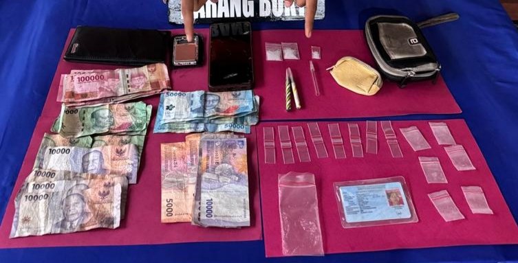 Polsek Bilah Hilir Ringkus Pengedar Sabu di Areal Perkebunan Desa Sei Tampang 1 Polsek Bilah Hilir