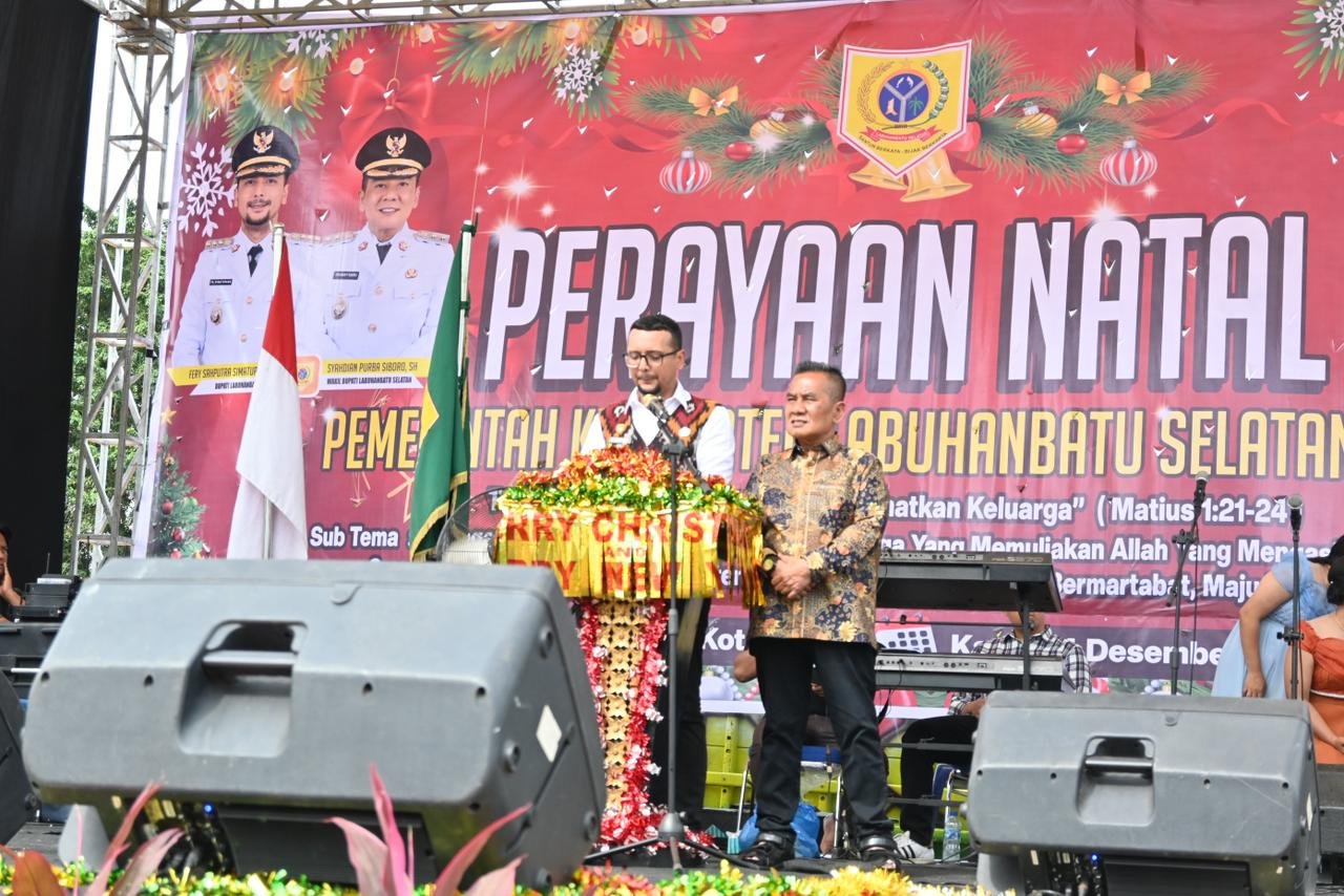 Semarak Natal Pemkab Labusel 2025, Kapolres Ajak Perkuat Kasih dan Kerukunan 1 Natal