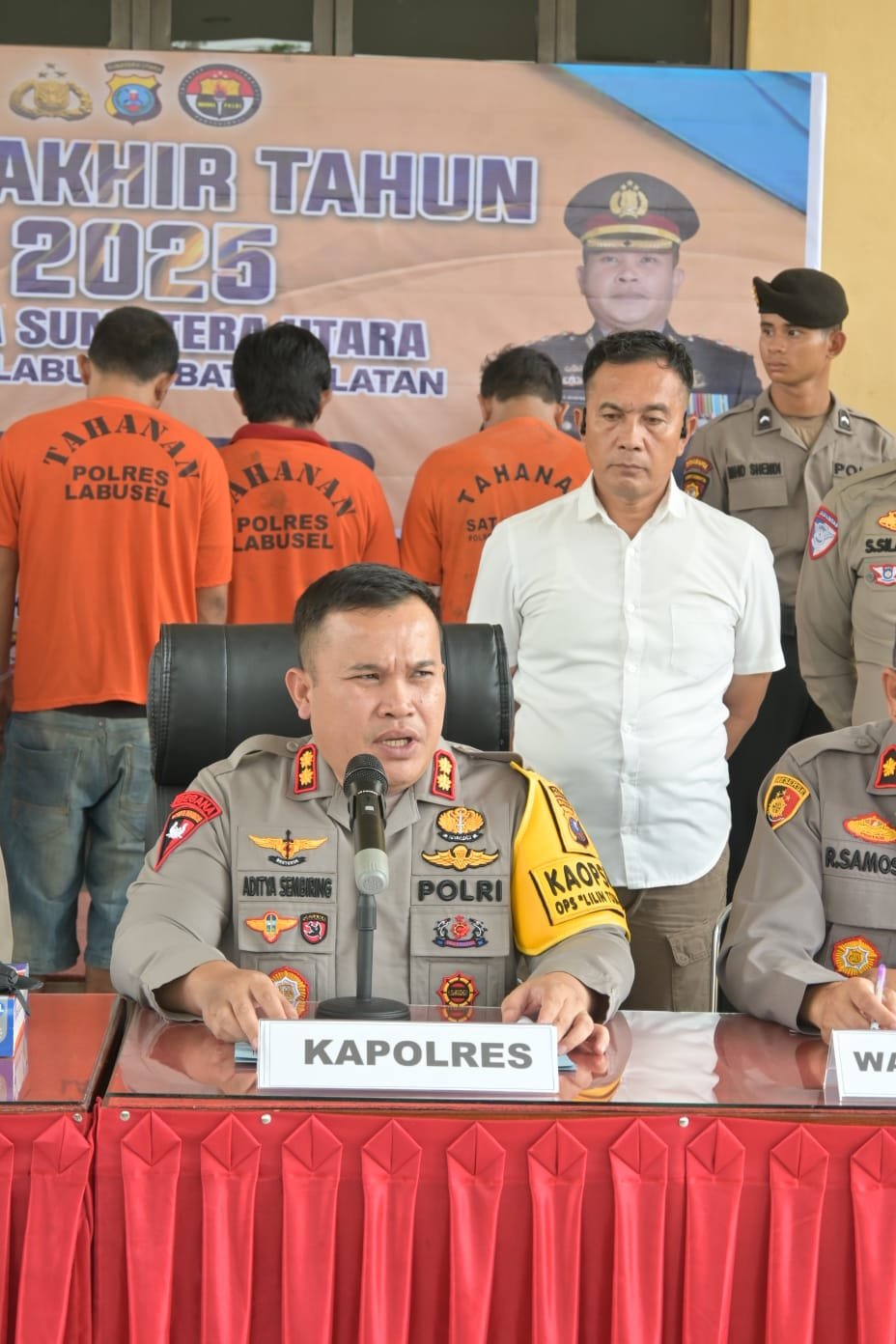 Polres Labuhanbatu Selatan Paparkan Capaian Kinerja 2025: Kriminalitas Turun, Penegakan Hukum dan Inovasi Diperkuat 1 Polres Labuhanbatu Selatan