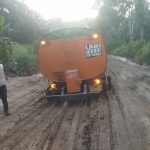 Truk Tangki Pengangkut CPO Terperosok di Jalan Bypass Sidorukun, Sopir Minta Perbaikan Segera