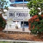 Proyek TA 2025 Diperiksa Dan Bermasalah, PLT Kadis Pendidikan Labusel Pilih “Berondok” Dari Wartawan