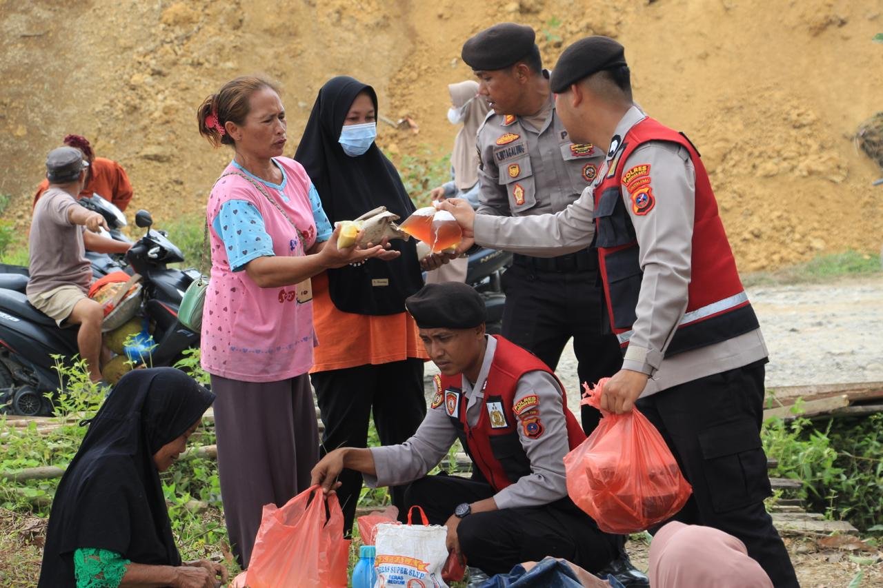 Polres Labuhanbatu Tebar Kepedulian Lewat Program Polri Untuk Masyarakat 1 IMG 20260130 WA0041
