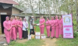 Wujud Kepedulian Sosial, Ketua Bhayangkari Labuhanbatu Selatan Laksanakan Peduli Asih di Desa Mampang IMG 20260204 WA0022