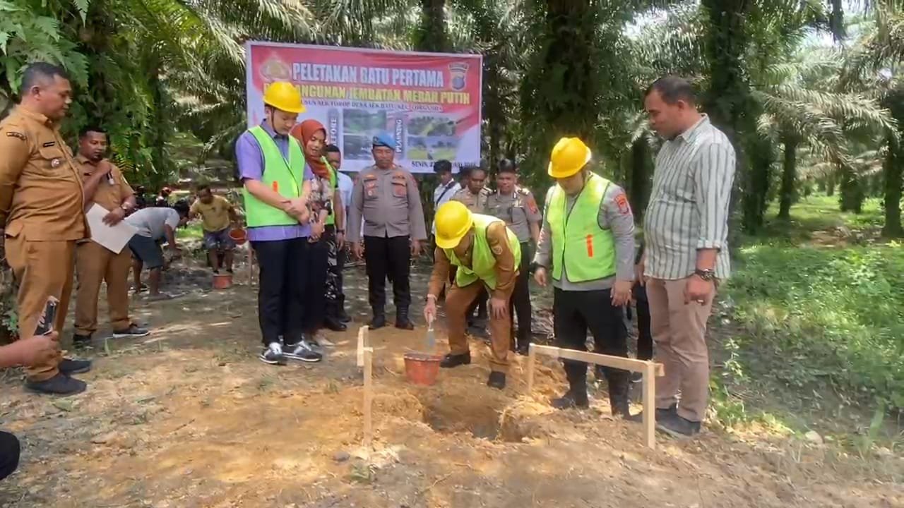 Peletakan Batu Pertama Jembatan Presisi Di Aek Batu Dimulai, Kapolres Labusel Apresiasi Sinergi Semua Pihak 1 Aek Batu