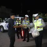 Hari ke-8 Ramadhan, Polres Langkat dan Jajaran Gelar Sahur On The Road