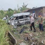 KA Sribilah Utama Tabrak Toyota Kijang Innova di Perlintasan Sei Buluh, Satu Orang Luka Ringan
