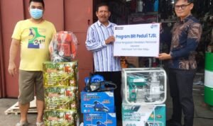 BRI BO Rantauprapat Salurkan Bantuan Alat Pertanian kepada Kelompok Tani Mari Maju IMG 20260315 WA0000