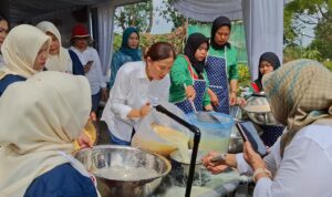 PT Socfin Indonesia Latih Ibu PKK Buat Tempe Higienis di Serdang Bedagai