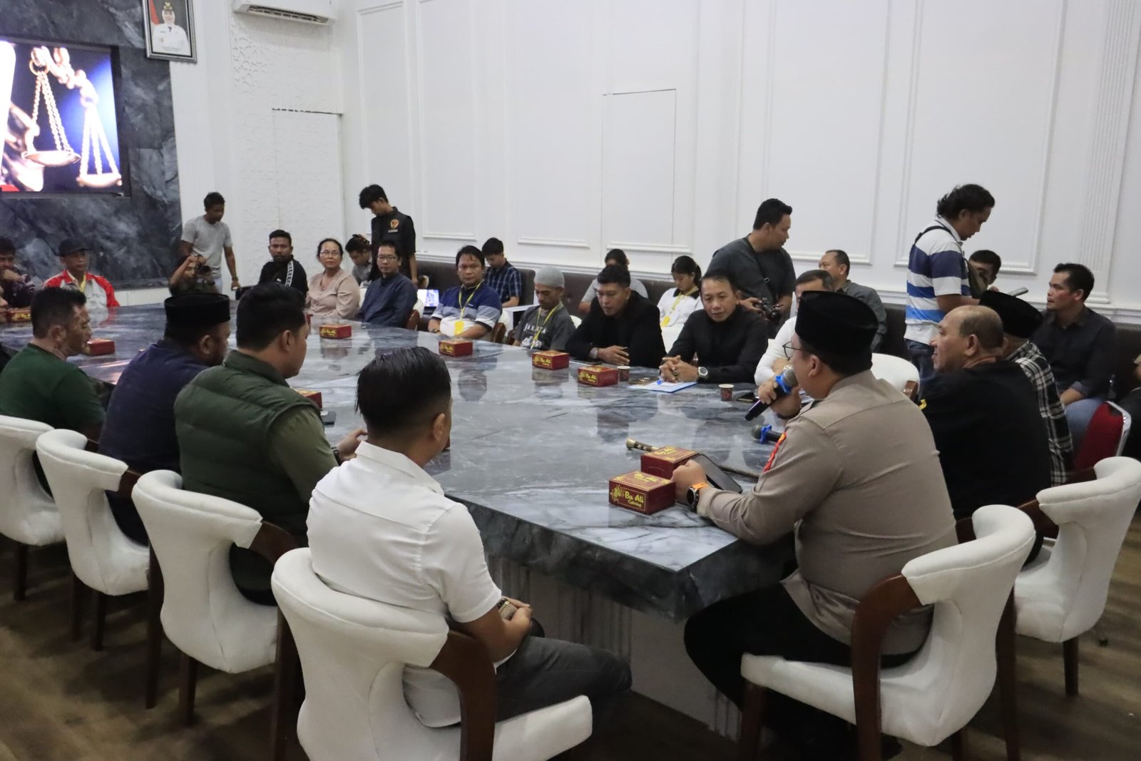 Forkopimda Langkat Fasilitasi Mediasi, Kasus Penganiayaan Berakhir Damai Lewat Musyawarah 1 Forkopimda