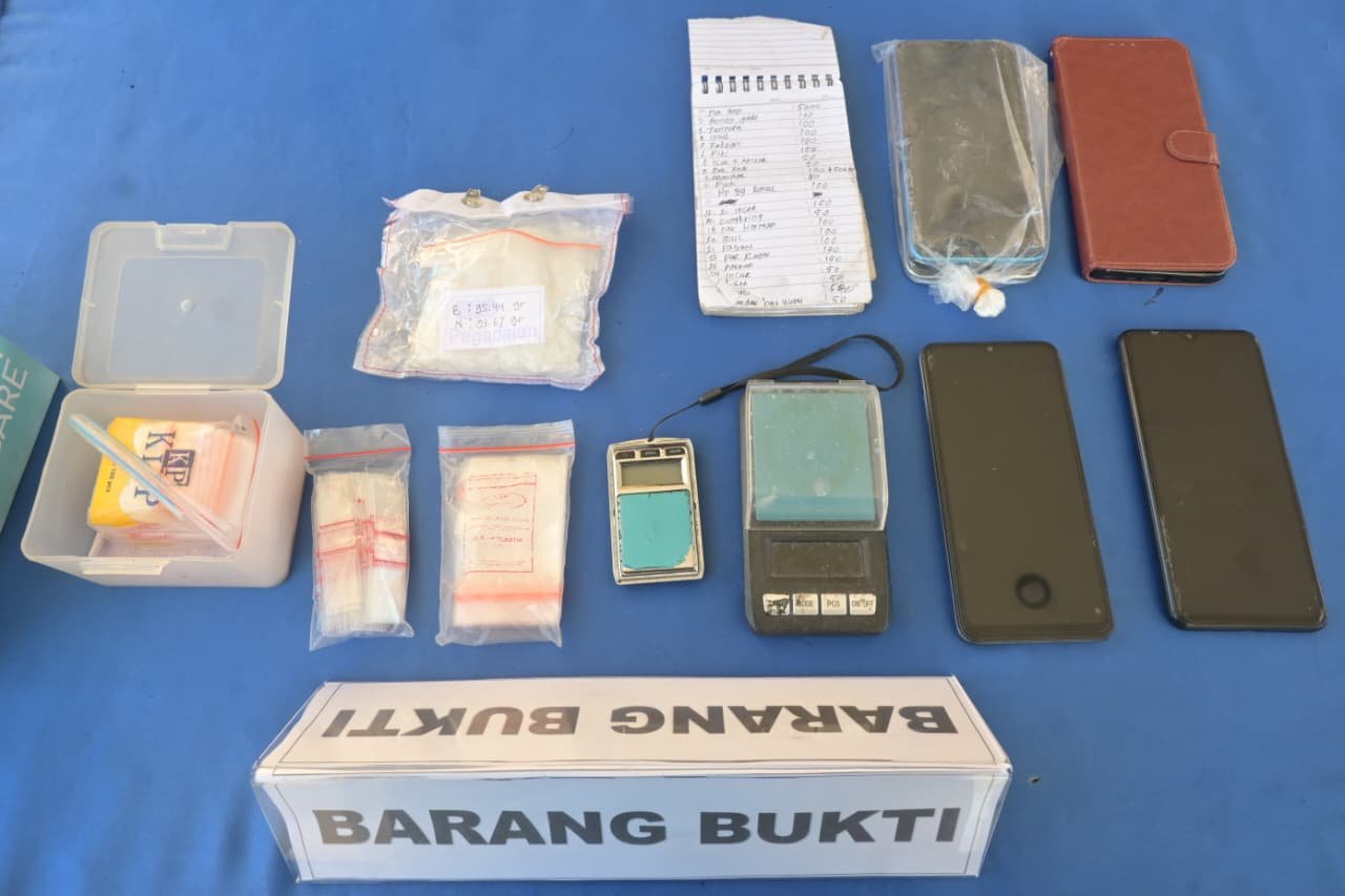 Polres Labuhanbatu Selatan Sita Ratusan Gram Sabu Dalam Operasi Antik Toba 2026, Wakapolres Apresiasi Partisipasi Aktif Masyarakat 1 Polres Labuhanbatu Selatan