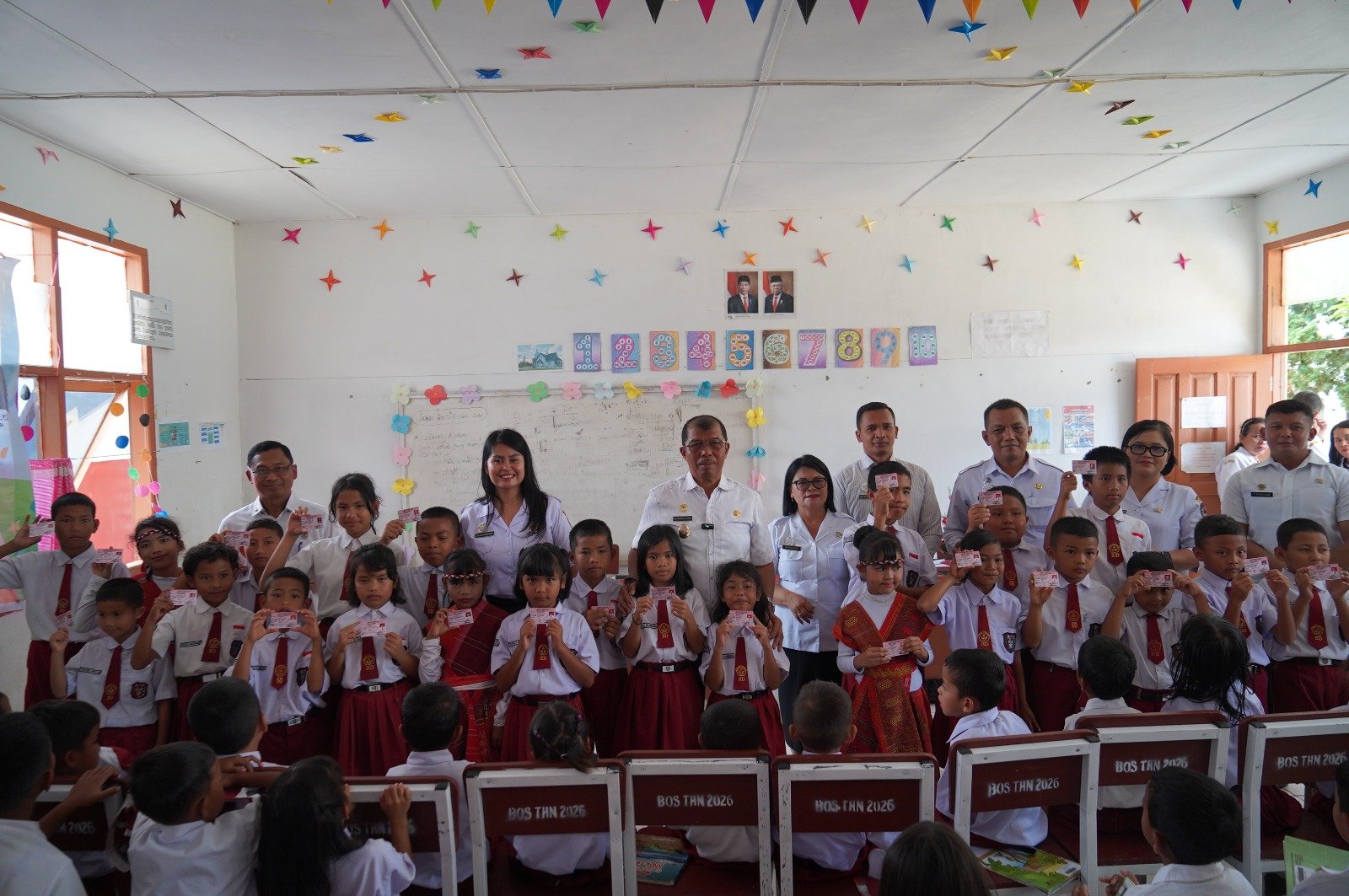 Pimpin HAN Ke-42 di SDN Balige, Wakil bupati: Jadikan Momen Penghormatan Bagi Anak 1 Wakil Bupati
