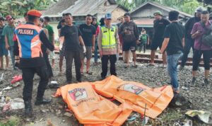 Tragis! Motor Ditabrak KA Putri Deli di Perlintasan Tanpa Palang, Dua Warga Labuhanbatu Utara Tewas Dilokasi