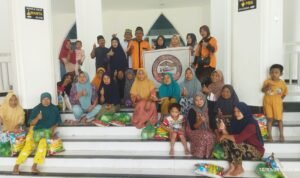 Indahnya Berbagi, HSP Salurkan 40 Karung Beras dan Paket Sembako di Mesjid Baitun Na’im IMG 20260310 170156