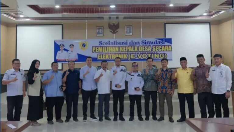 Menuju Pilkades Transparan, Bupati Labuhanbatu Selatan Resmikan Sosialisasi dan Simulasi E-Voting Bupati Labuhanbatu Selatan