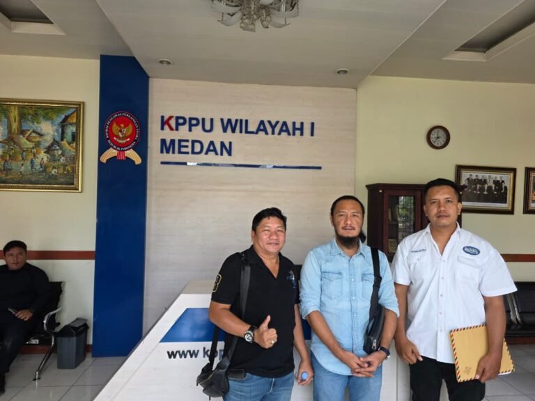 Gak Terima ‘Disepak’ Gara-gara Modal Miliaran, Mitra Lokal Asal Stabat Laporkan Telkomsel ke KPPU Medan! Gak Terima 'Disepak' Gara-gara Modal Miliaran, Mitra Lokal Asal Stabat Laporkan Telkomsel ke KPPU Medan!